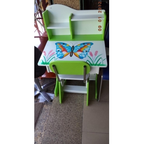 Bàn học cho bé