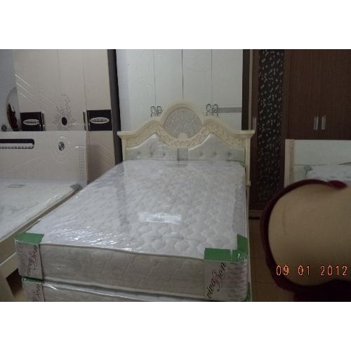 Giường ngủ cao cấp