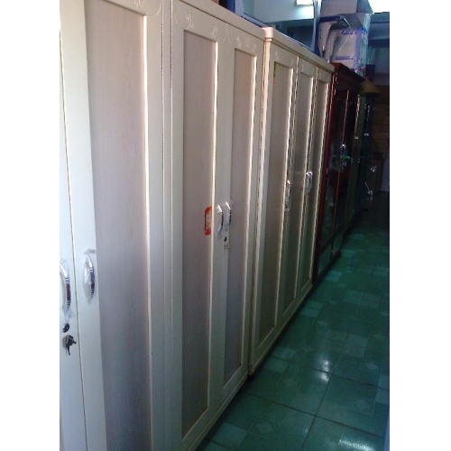 Tủ quần áo
