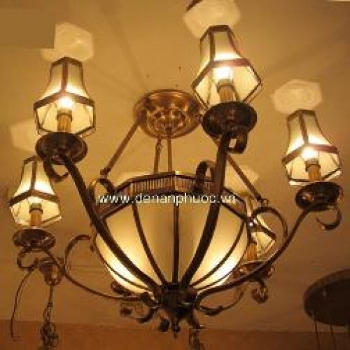 Đèn trang trí nội thất giá cực tốt