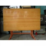 Bàn ăn chữ nhật vân gỗ kích thước 140x70cm