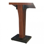 Bục tượng Bác Hồ, Bục phát biểu Hòa Phát LT02