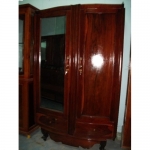tủ áo chân nai,cẩm lai