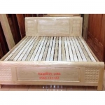 Giường gỗ Sồi Nga kiểu trám 1,6m
